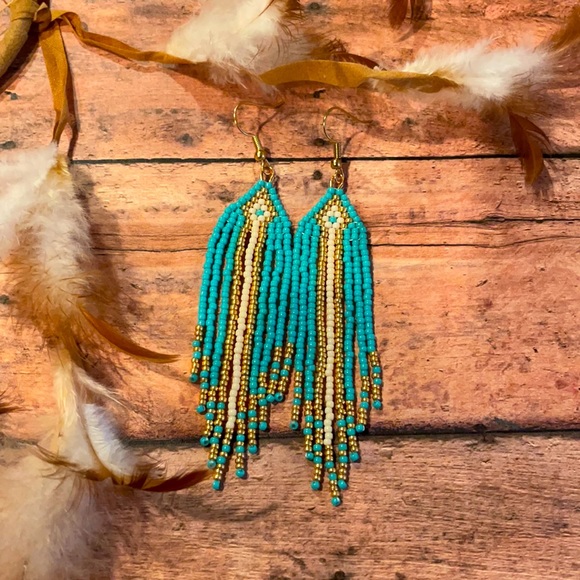 Western beaded earring No239 - Picture 1 of 5